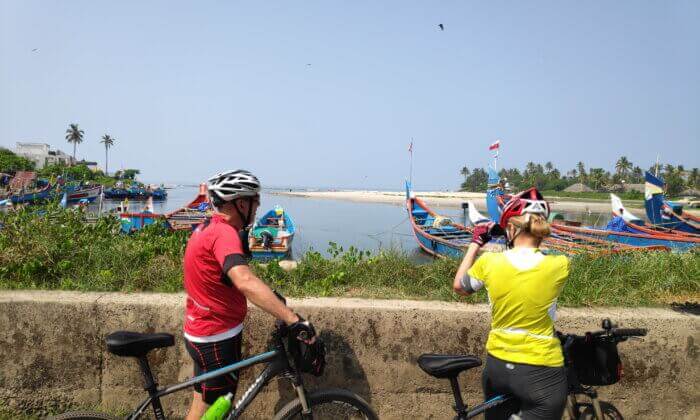 Cycling to Marari Beach
